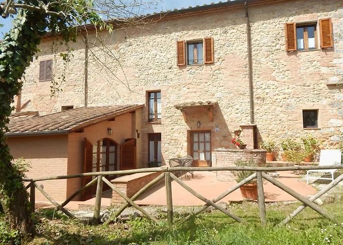 Kır Evi Fullino Nero Rta - Residenza Turistico Alberghiera