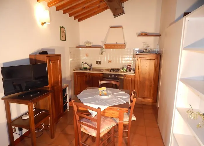 Fullino Nero Rta - Residenza Turistico Alberghiera Літній будинок Сієна