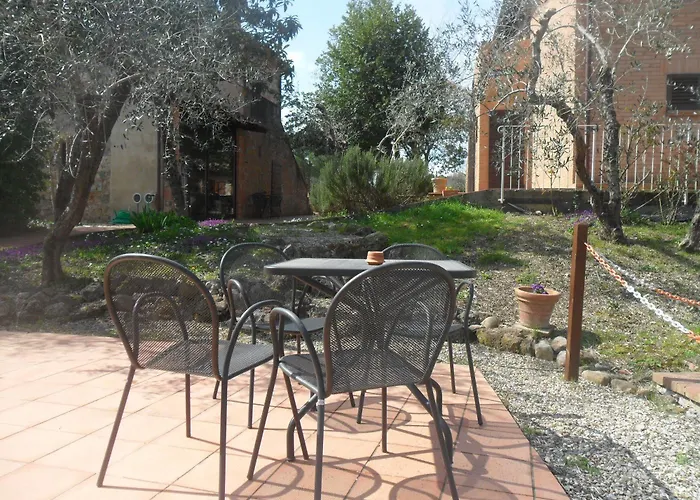 Fullino Nero Rta - Residenza Turistico Alberghiera Siena