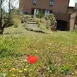 Fullino Nero Rta - Residenza Turistico Alberghiera Landsted Siena