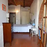Landsted Fullino Nero Rta - Residenza Turistico Alberghiera Siena