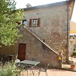 Fullino Nero Rta - Residenza Turistico Alberghiera Landsted Siena