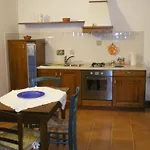 Fullino Nero Rta - Residenza Turistico Alberghiera Siena