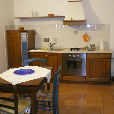 Fullino Nero Rta - Residenza Turistico Alberghiera Сієна